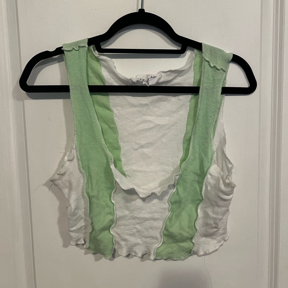 Emma & Sam green and white cropped tank top